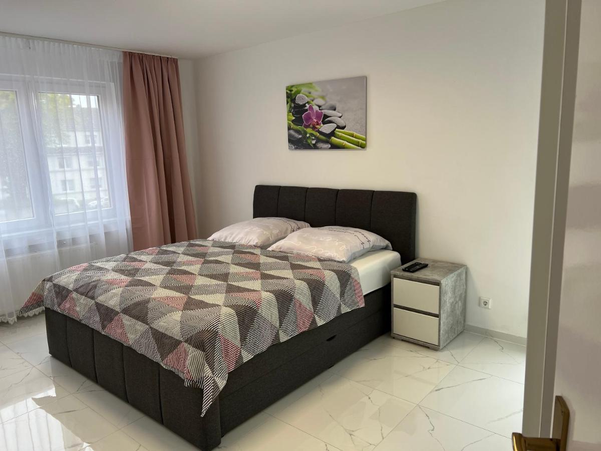 Wunderschoene Ferienwohnung In Solingen-Mitte Экстерьер фото