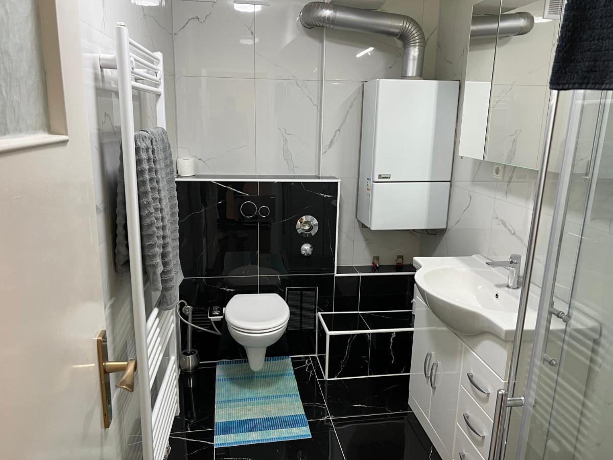 Wunderschoene Ferienwohnung In Solingen-Mitte Экстерьер фото